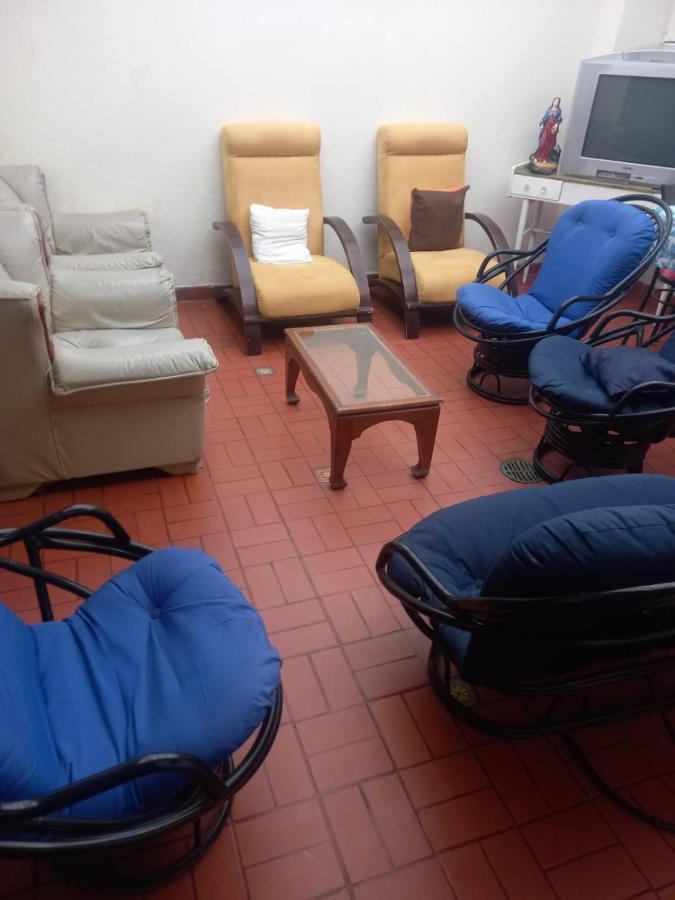 Hospedaje Del Gordo โบโกตา ภายนอก รูปภาพ
